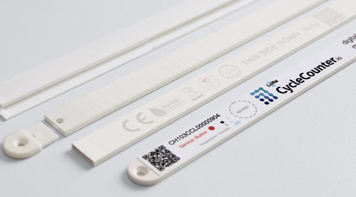 Flaches Kunststoffprofil im Extrusionsverfahren und Prototypen